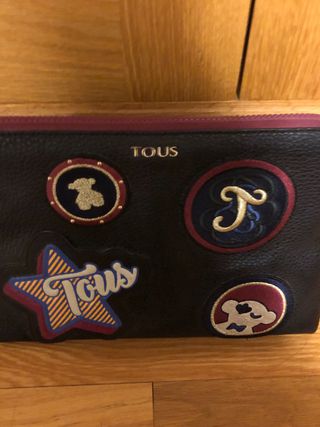 Bolso/cartera de mano negro. Tous