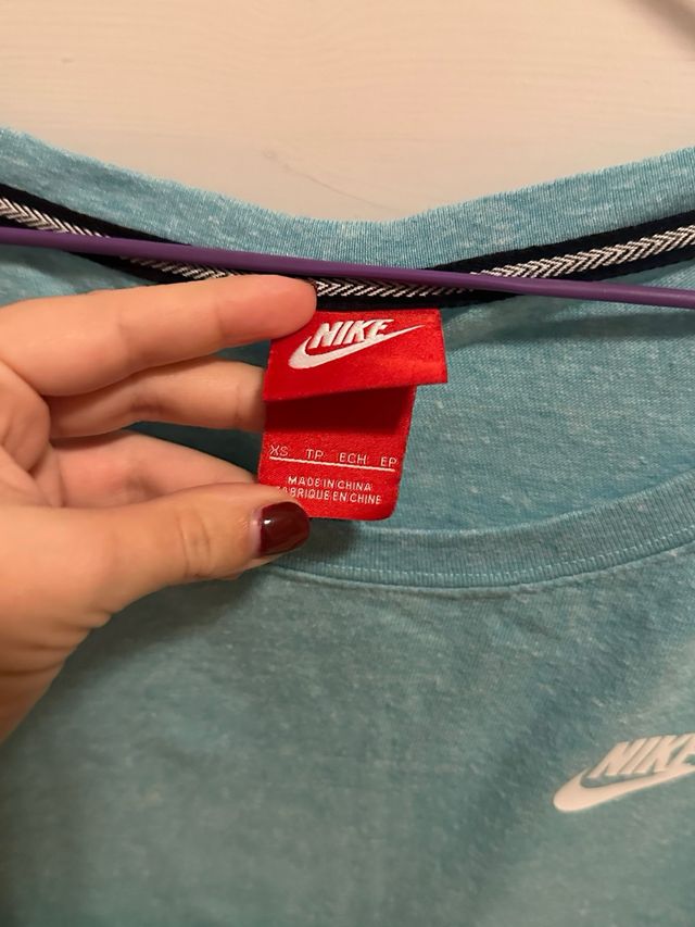 Jersey Nike turquesa talla XS