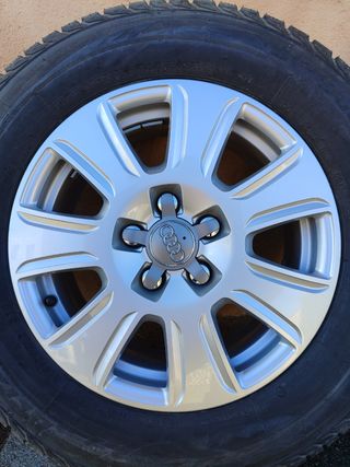 4 Llantas y 4 neumáticos nuevos