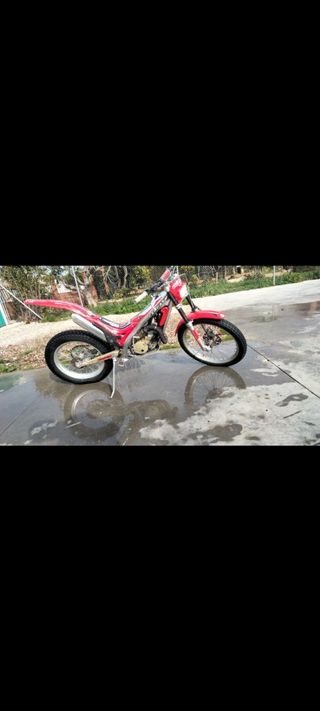 Moto trial gasgas se cambia