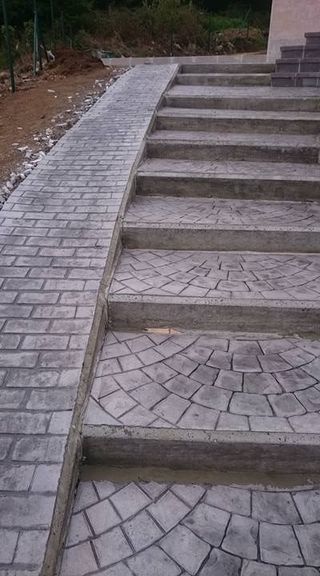 HORMIGÓN IMPRESO ESCALERAS