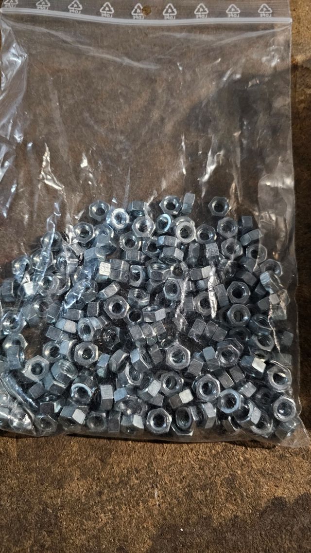 Tuerca hexagonal M6 din 934 zincada