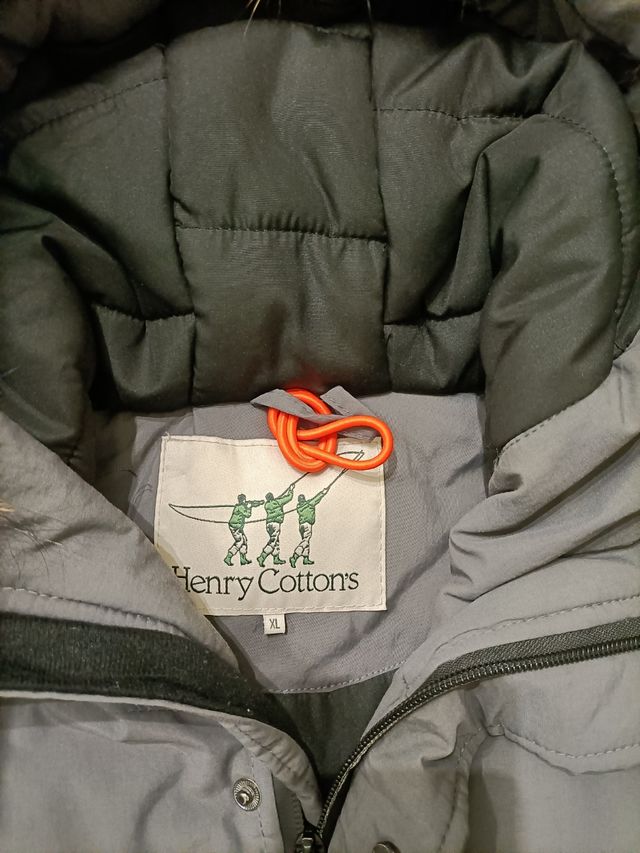 Giubbino con cappuccio