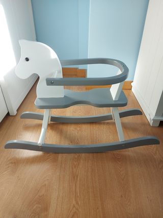 Caballito de madera