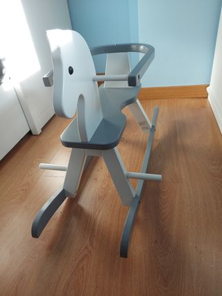 Caballito de madera