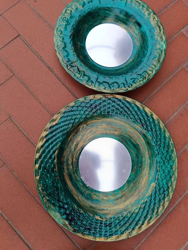 Piatti in ceramica con specchio