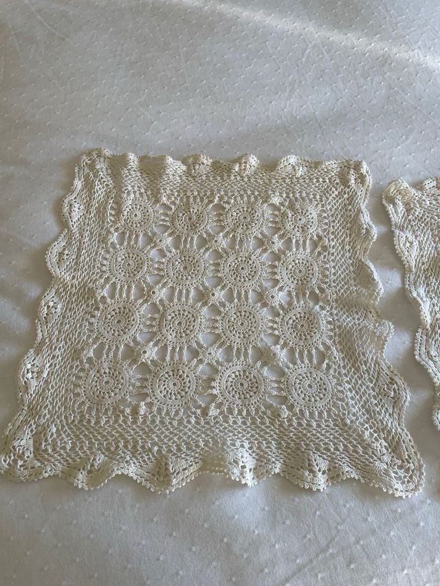 Colcha de ganchillo artesanal