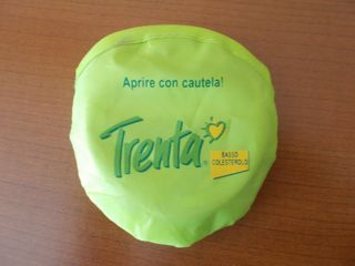 Frisbee ripiegabile pubblicità formaggio Trenta