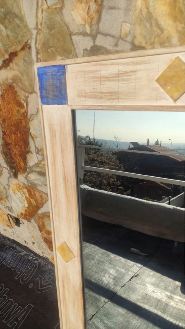 Espejo de madera