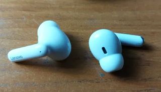 AURICULARES LENOVO XT88 BLANCOS