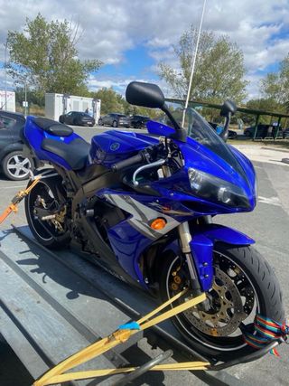 Yamaha R1 2004