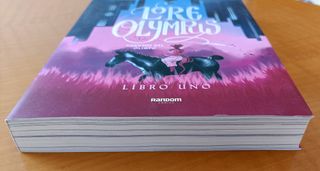 Lore Olympus Volumen 1