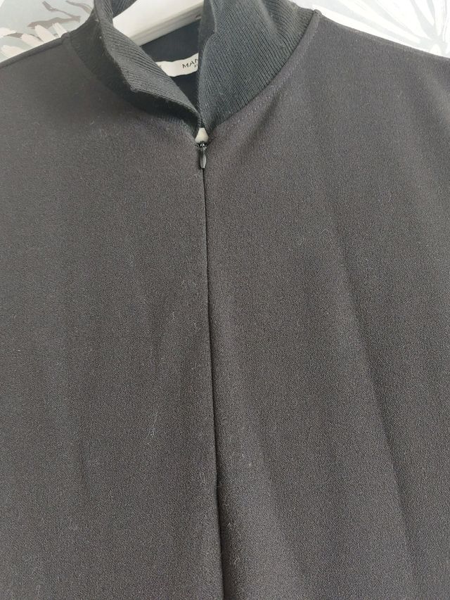 Mono Mango cremallera delantera. Talla S