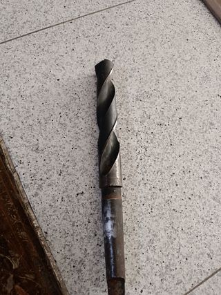 Broca helicoidal 28mm HSS