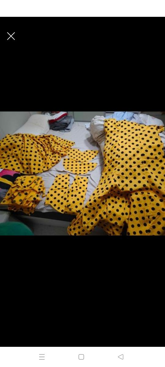 Traje de flamenca sin terminar