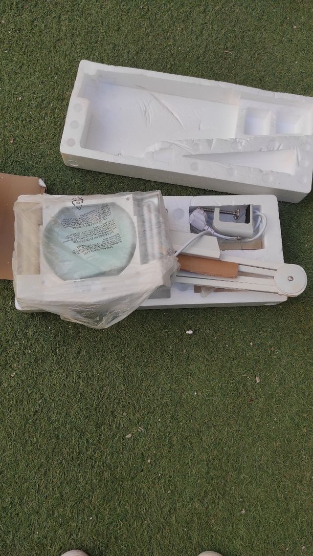 LAMPARA LUPA ESTERICA