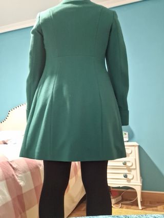 Abrigo de lana verde Benetton