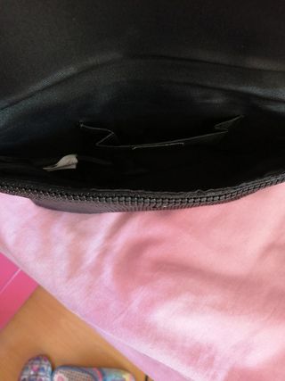 Bolso negro de lentejuelas parfois