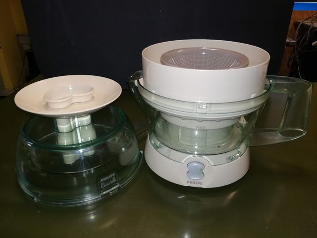 Centrifuga Philips HR2828