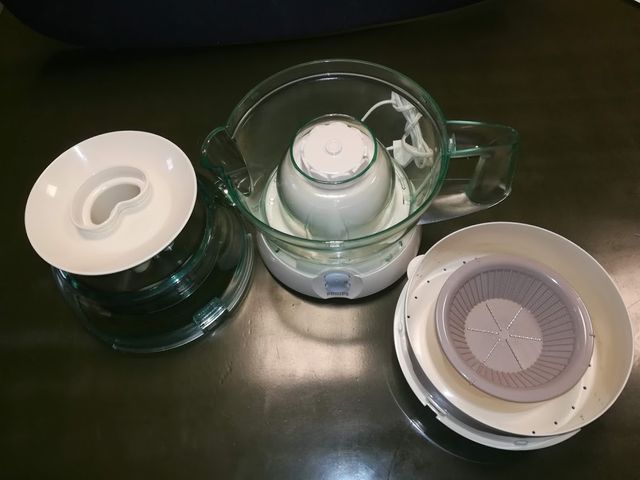 Centrifuga Philips HR2828