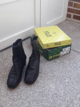 Botines piel, negros, n° 38. 