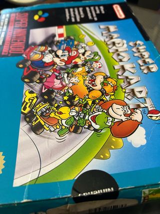 Super Mario KartSuper Nintendo