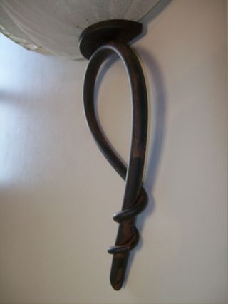 Applique a muro con decoro ferro battuto