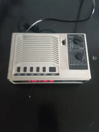 RADIO RELOJ DESPERTADOR