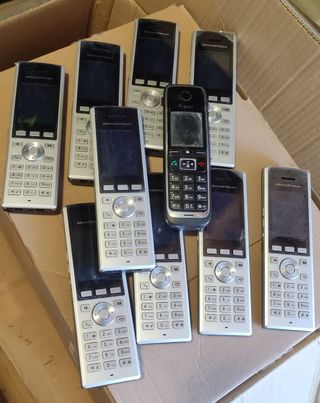 KIT COMPLETO DE TELEFONÍA IP PARA EMPRESAS