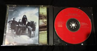 SOUL ASYLUM :grave dancers union.