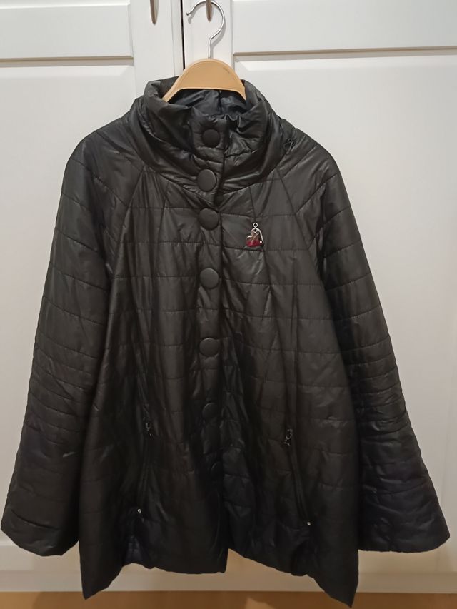 CHAQUETÓN DE ANA MORA