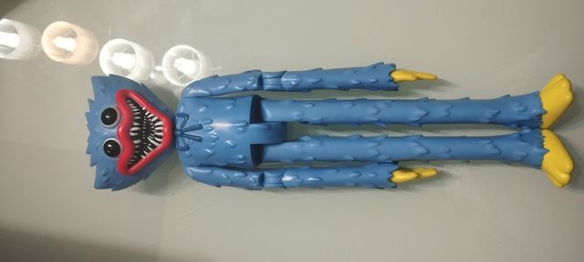 Figura Huggy Wuggy