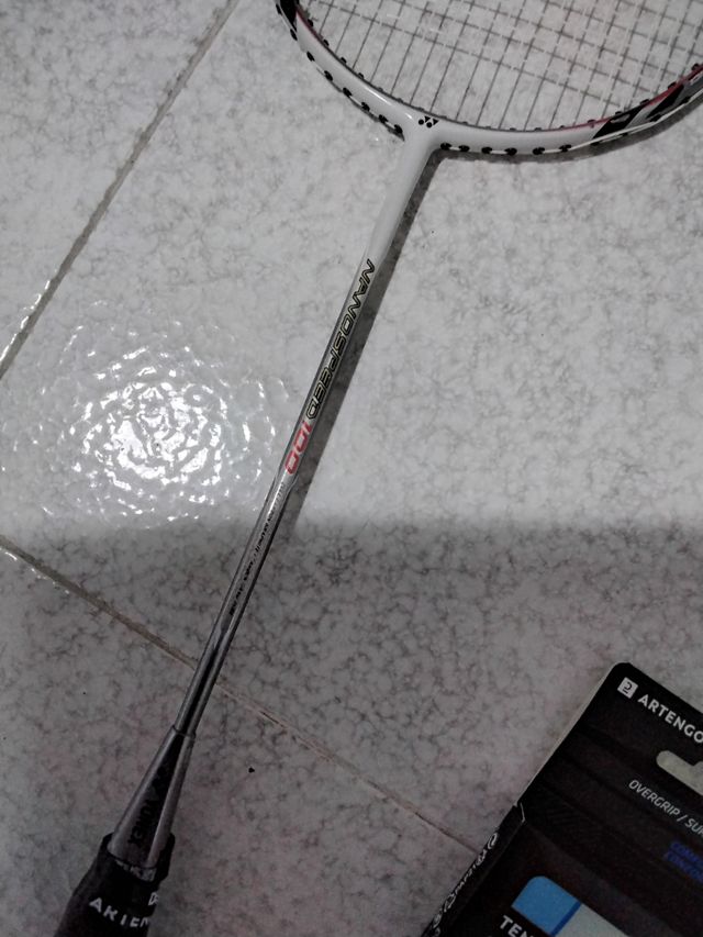 Raqueta bádminton Yonex Nano Sped 100