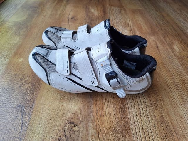 Zapatillas ciclismo Shimano R088