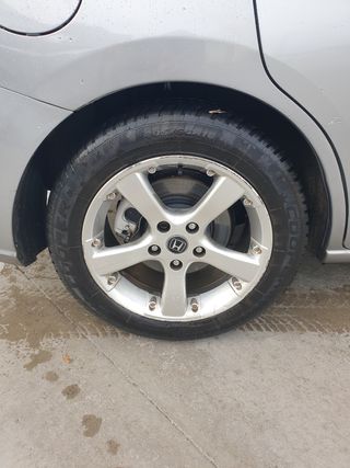 Llantas honda,mazda.