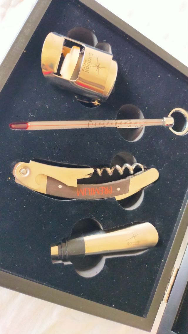 Set sommelier nuovo in scatola bormioli