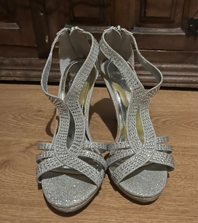 SANDALIAS PLATEADAS PARA EVENTOS
