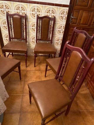 5 Sillas de comedor antiguas