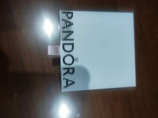 Pulsera Pandora con 10 avalorios