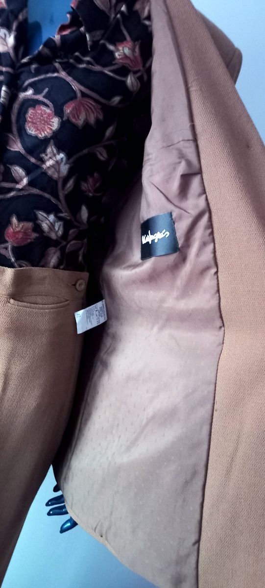 Traje chaqueta y pantalón T-42