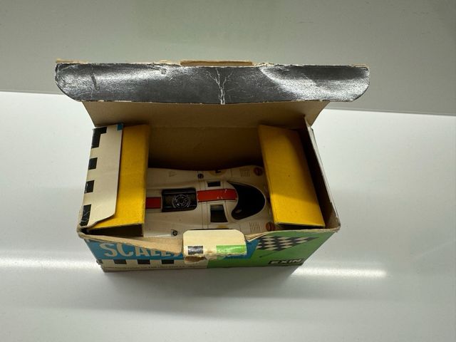 Scalextric Porsche 917 con caja