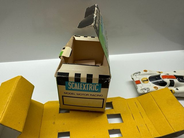 Scalextric Porsche 917 con caja
