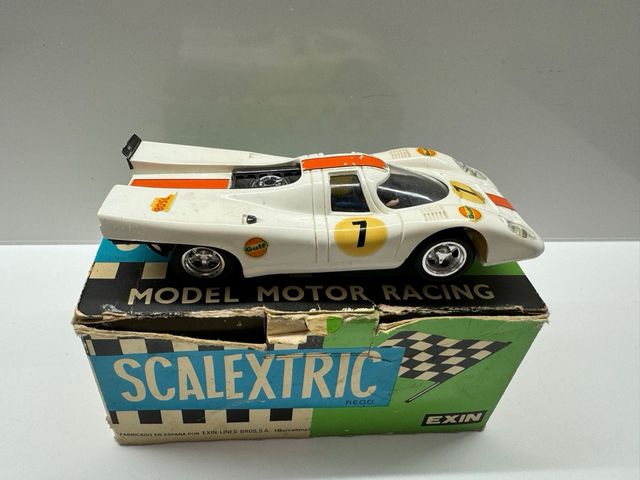 Scalextric Porsche 917 con caja
