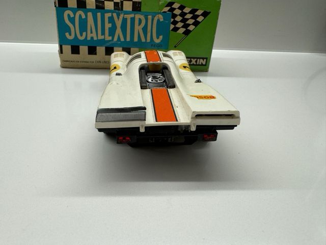 Scalextric Porsche 917 con caja