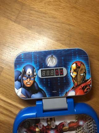 Mini máquina recreativa los avengers