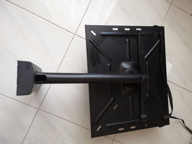 Braccio da muro per tv o altro, Meliconi