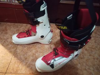 Botas esqui travesia un uso. Son para mujer