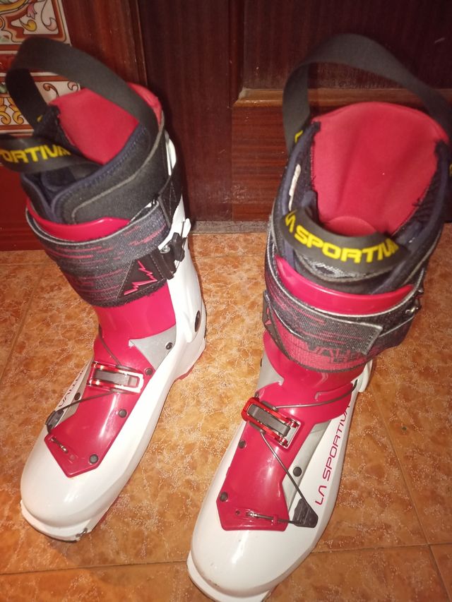 Botas esqui travesia un uso. Son para mujer