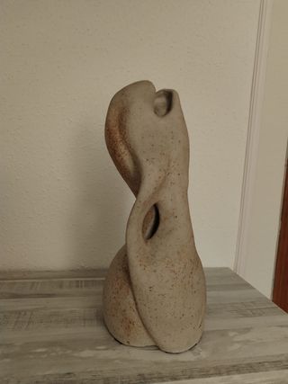 Escultura,regalo de familia de chillida