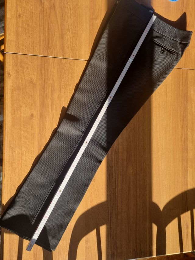 Pantaloni neri eleganti taglia 46